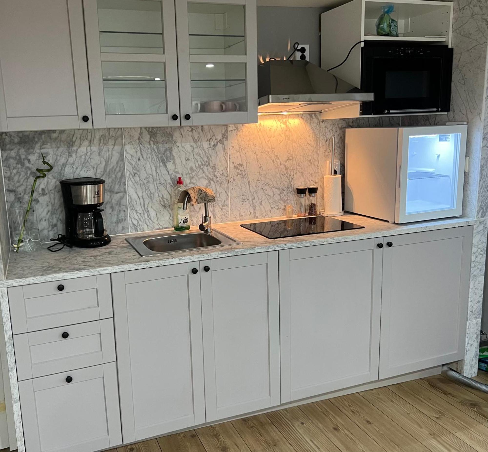Johannas Ranch Lgh Ovan Stallet Kullavik Ngoại thất bức ảnh